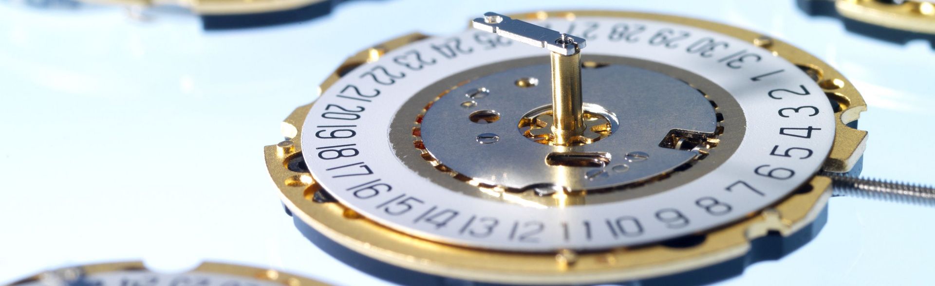 RCH_header_mvt_handheight_close